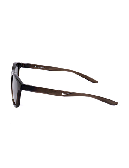 Occhiali da sole NIKE da uomo, modello NIKE REBELRY DV6955 | Spazio Ottica