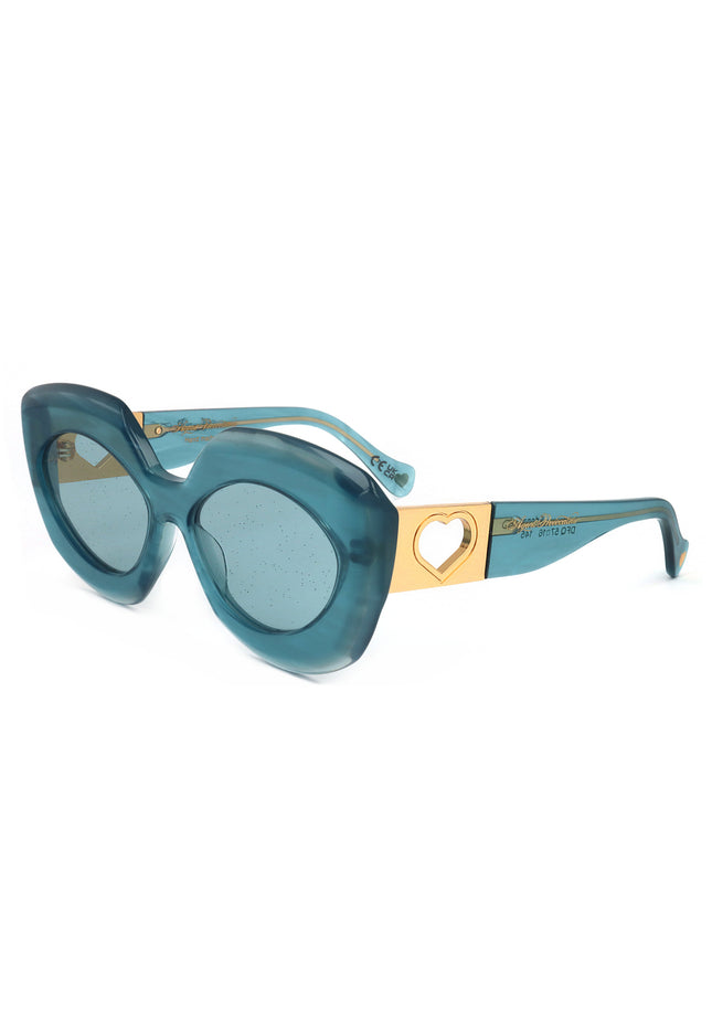
Occhiali da sole AGENT PROVOCATEUR da donna, modello EDENA TURQUOISE PEARL | Spazio Ottica
